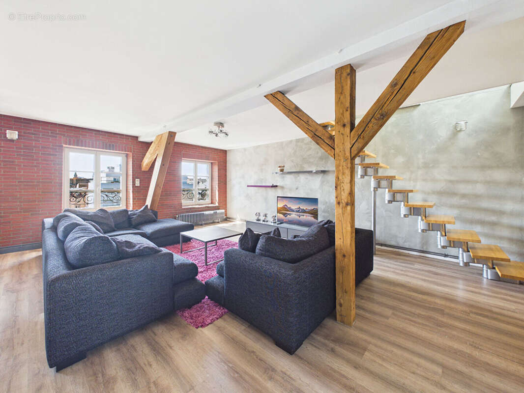 Duplex de 103.80 m² carrez en vente boulevard Clemenceau - photo 6