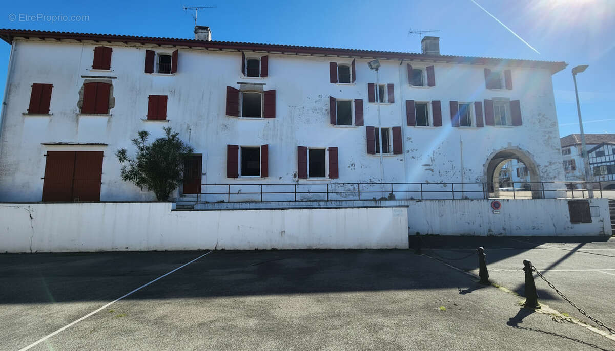 Maison à LA BASTIDE-CLAIRENCE
