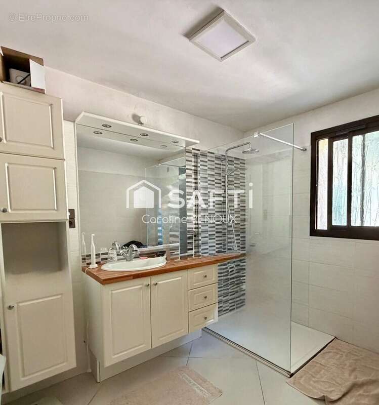 Photo 8 - Maison à CADENET