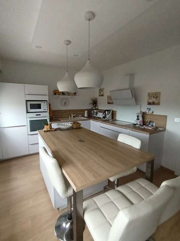 Appartement à MONTCEAU-LES-MINES