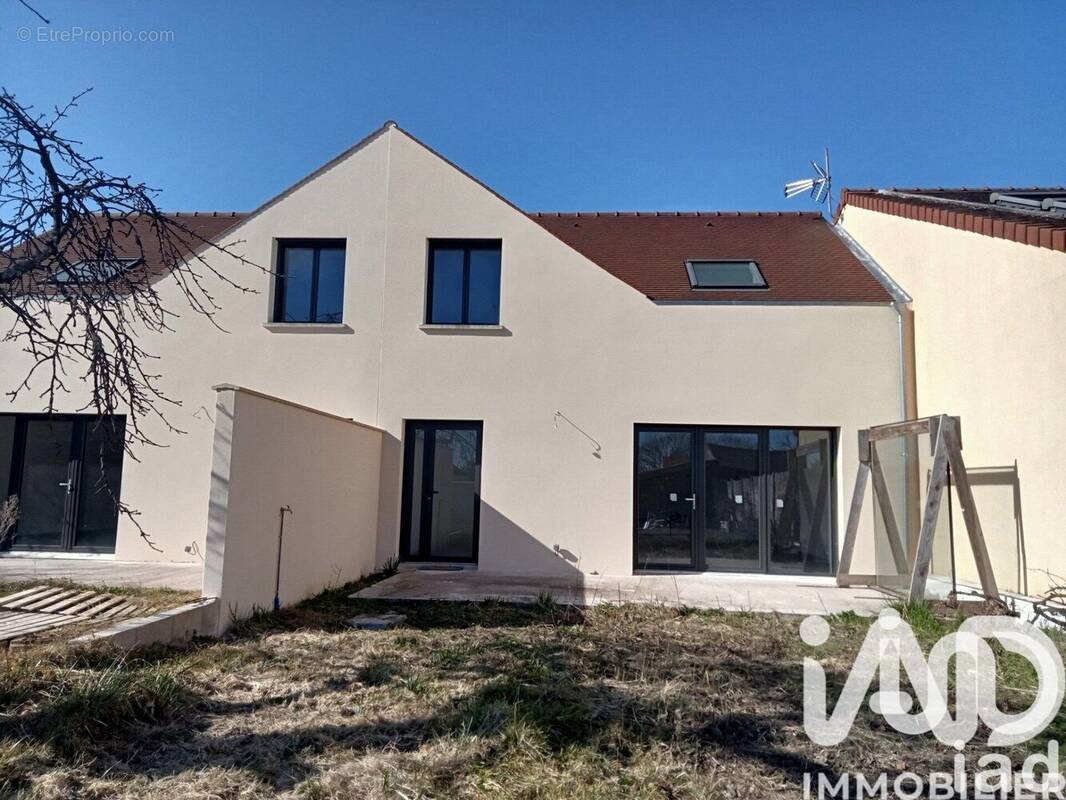 Photo 1 - Maison à COUPVRAY