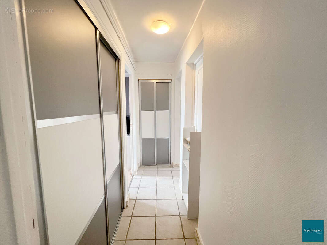 Appartement à MONDEVILLE