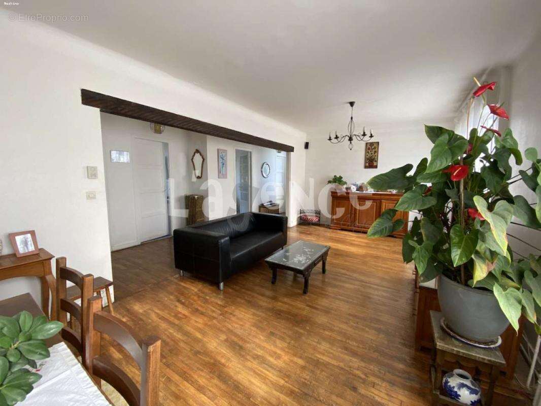 Maison à CLAYE-SOUILLY