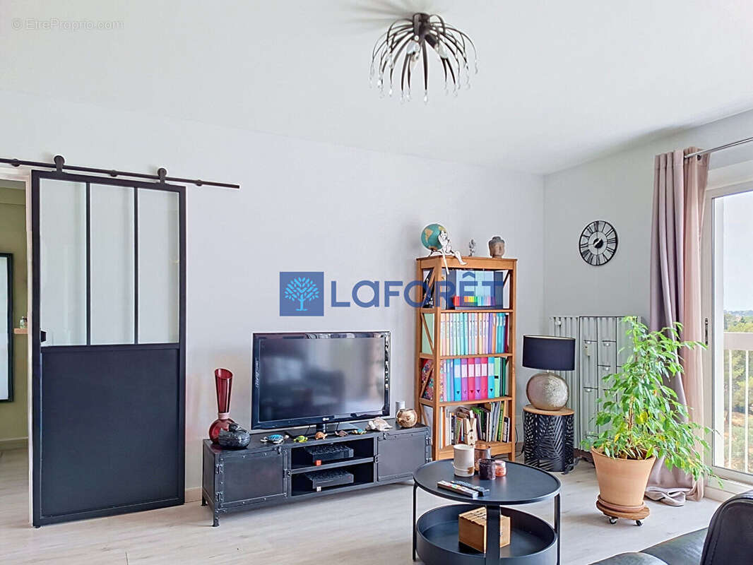 Appartement à LA VALETTE-DU-VAR