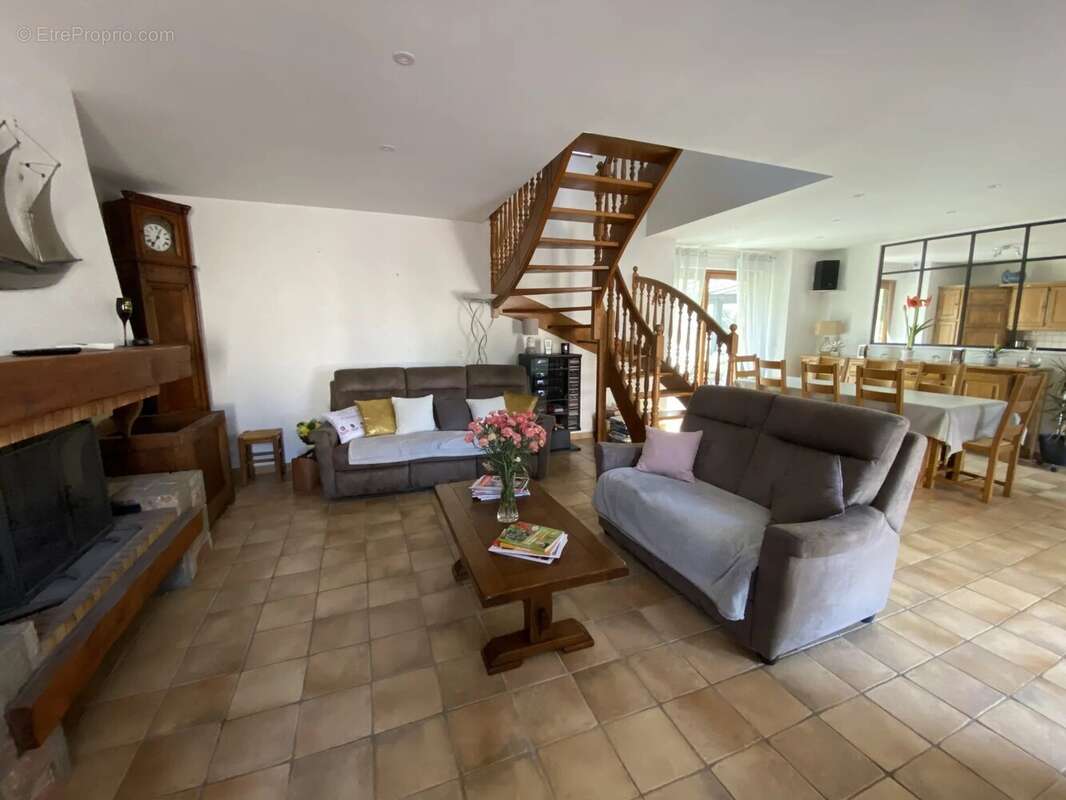 Maison à SAINTE-SUZANNE