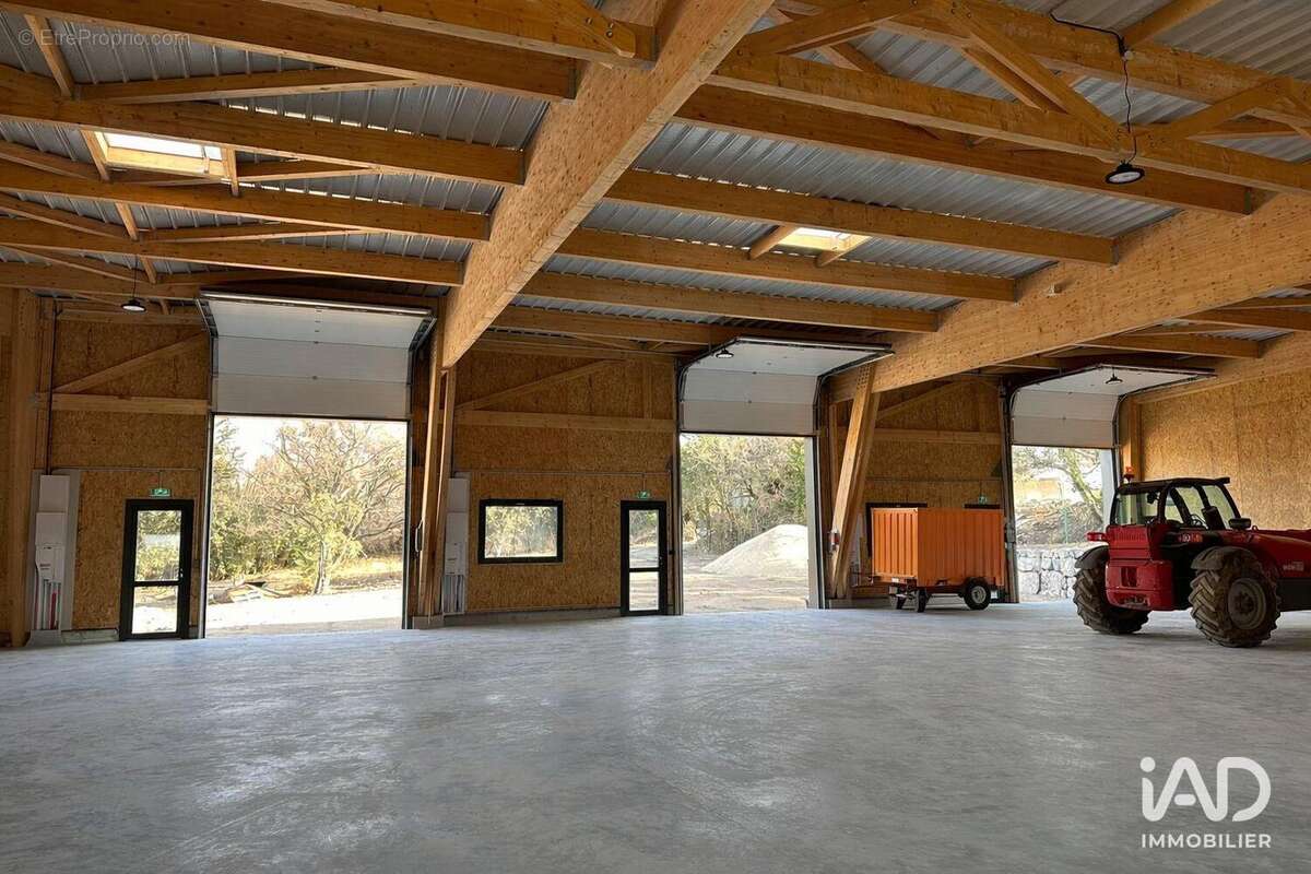 Photo 9 - Commerce à GRIGNAN