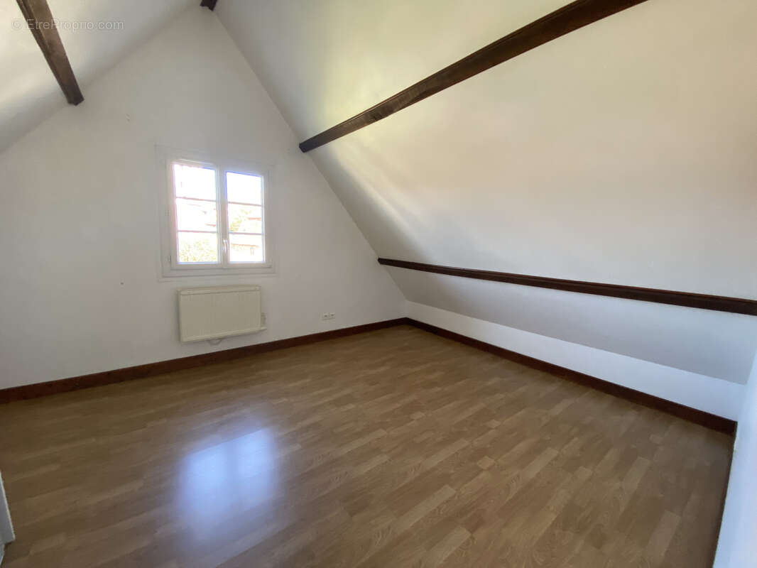 Maison à GAGNAC-SUR-CERE