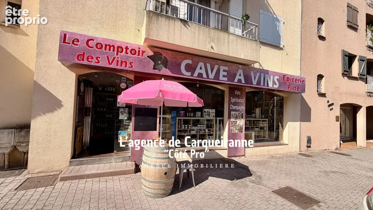 " exclusivite " a vendre fonds de commerce cave a vin 51 m2 idealement situe dans le centre ville de carqueiranne  ideal pour un - photo 12