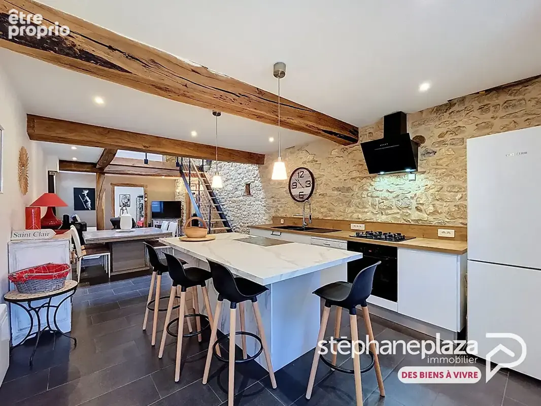 Maison Val Revermont 7 pièce(s) 129 m2 - photo 2