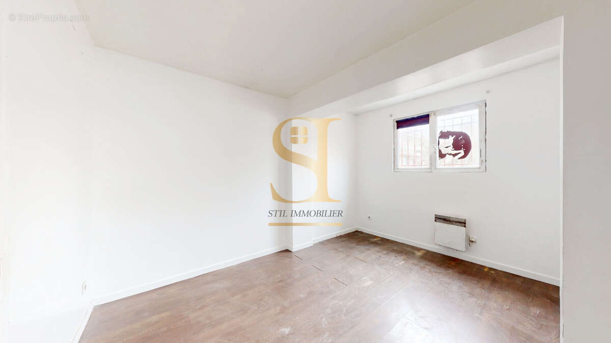 Appartement à CORBEIL-ESSONNES