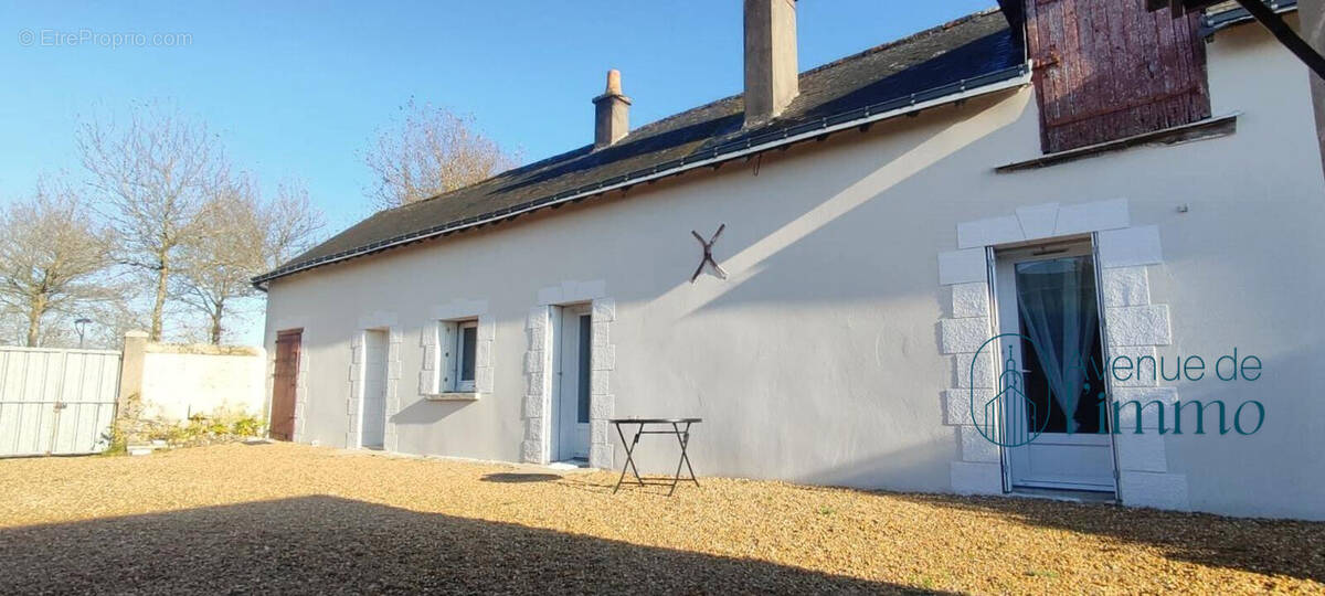 Maison à LONGUE-JUMELLES