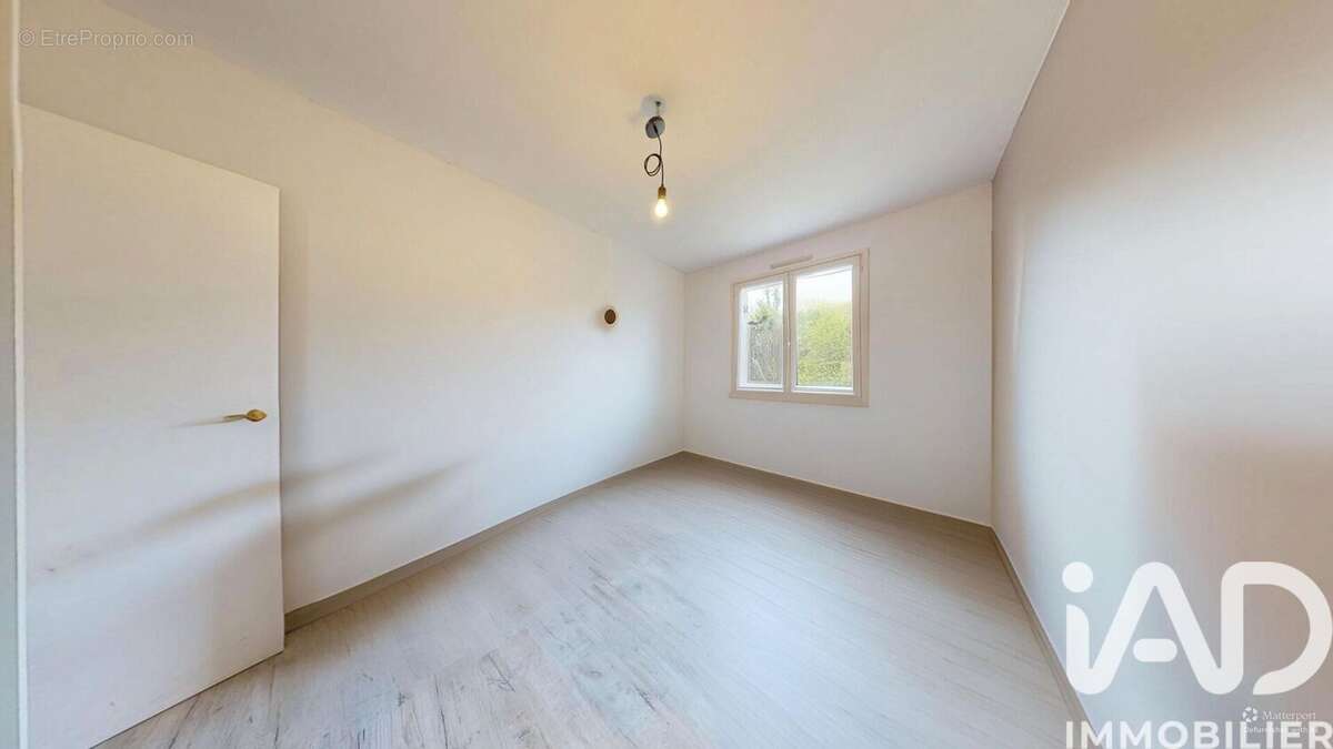 Maison 120 m² à Lixy  - photo 8