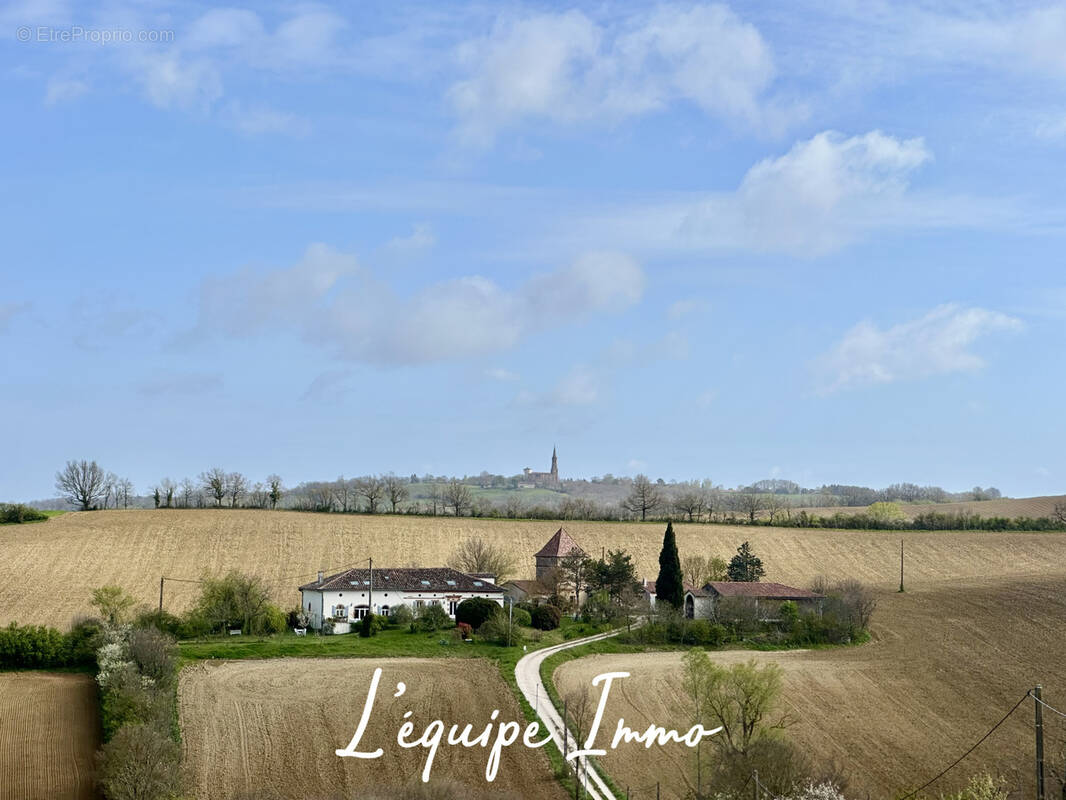 Maison à SAINT-LYS