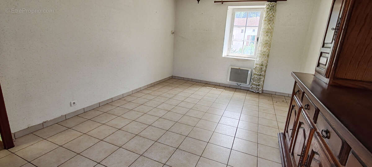 Maison ou 2 appartements - Centre-ville LAMASTRE - photo 2