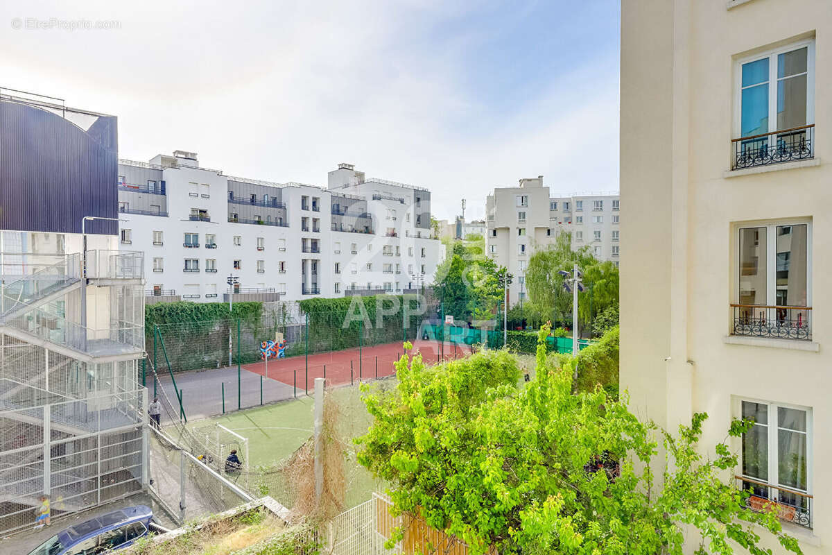 Appartement à PARIS-20E