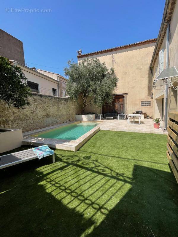 Maison à ARMISSAN
