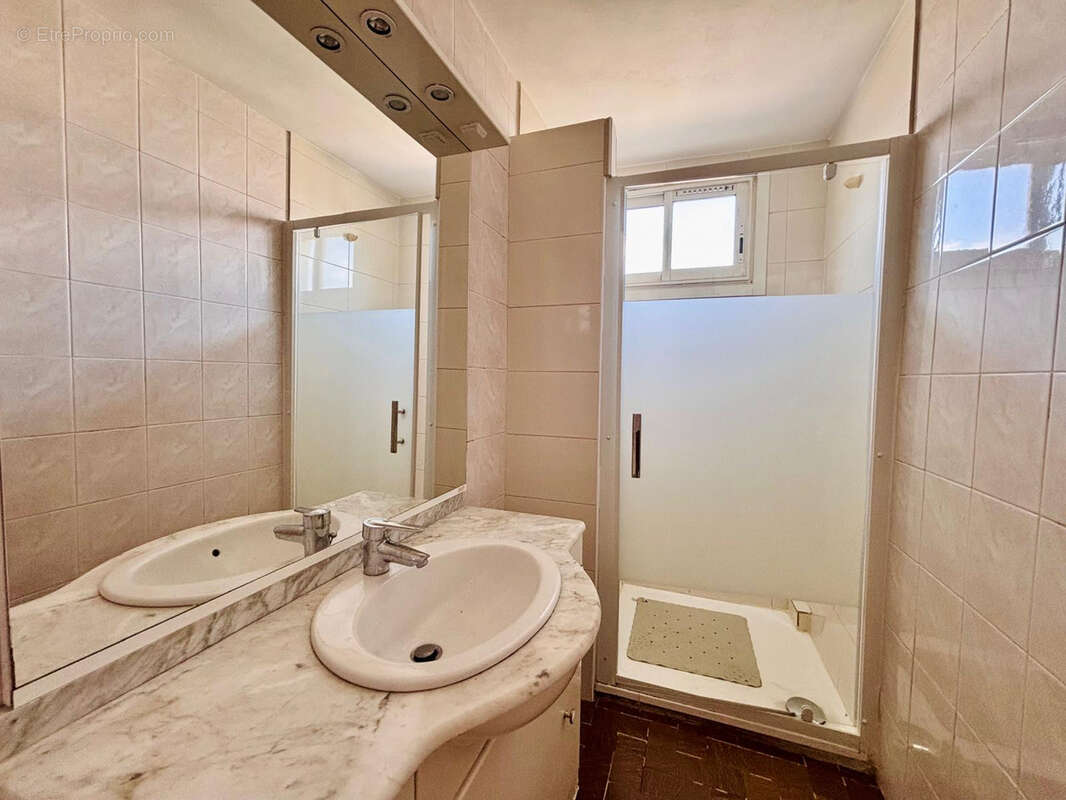 Appartement à MARSEILLE-10E