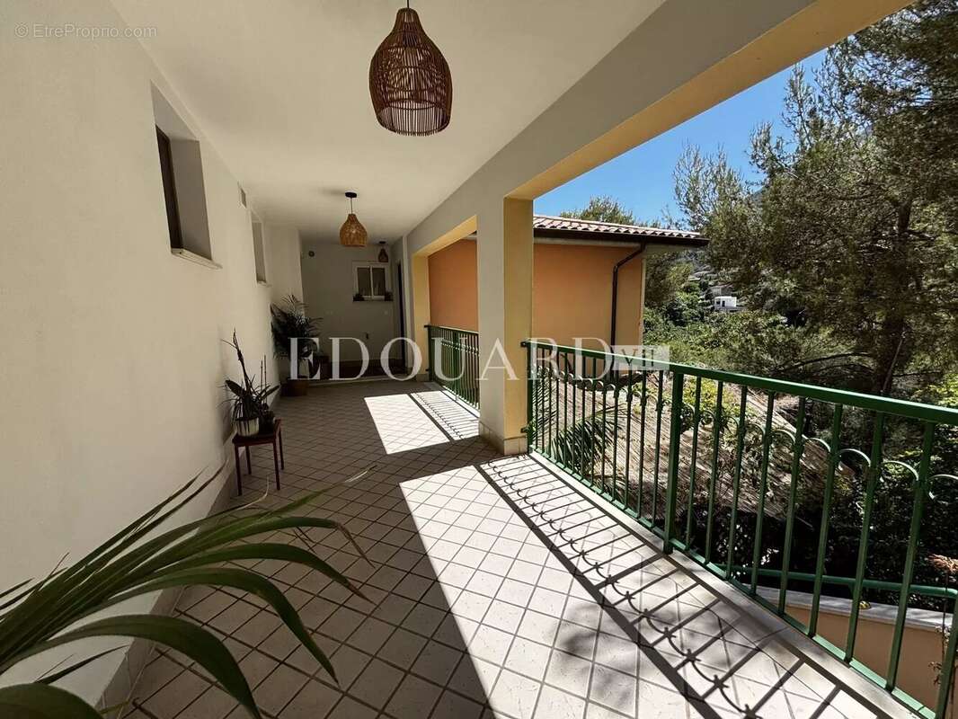 Appartement à BEAUSOLEIL