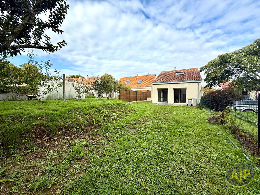 Maison à SAINT-JEAN-DE-BOISEAU