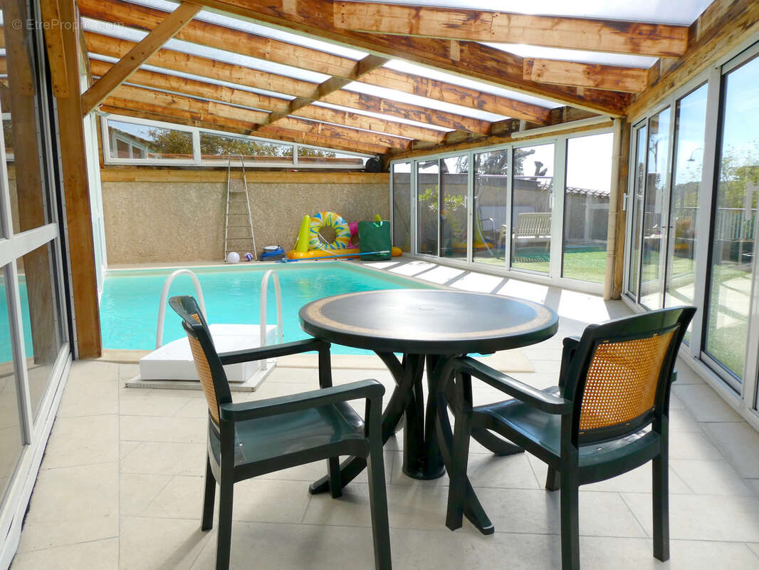 Maison à SAINT-LAURENT-DE-CHAMOUSSET