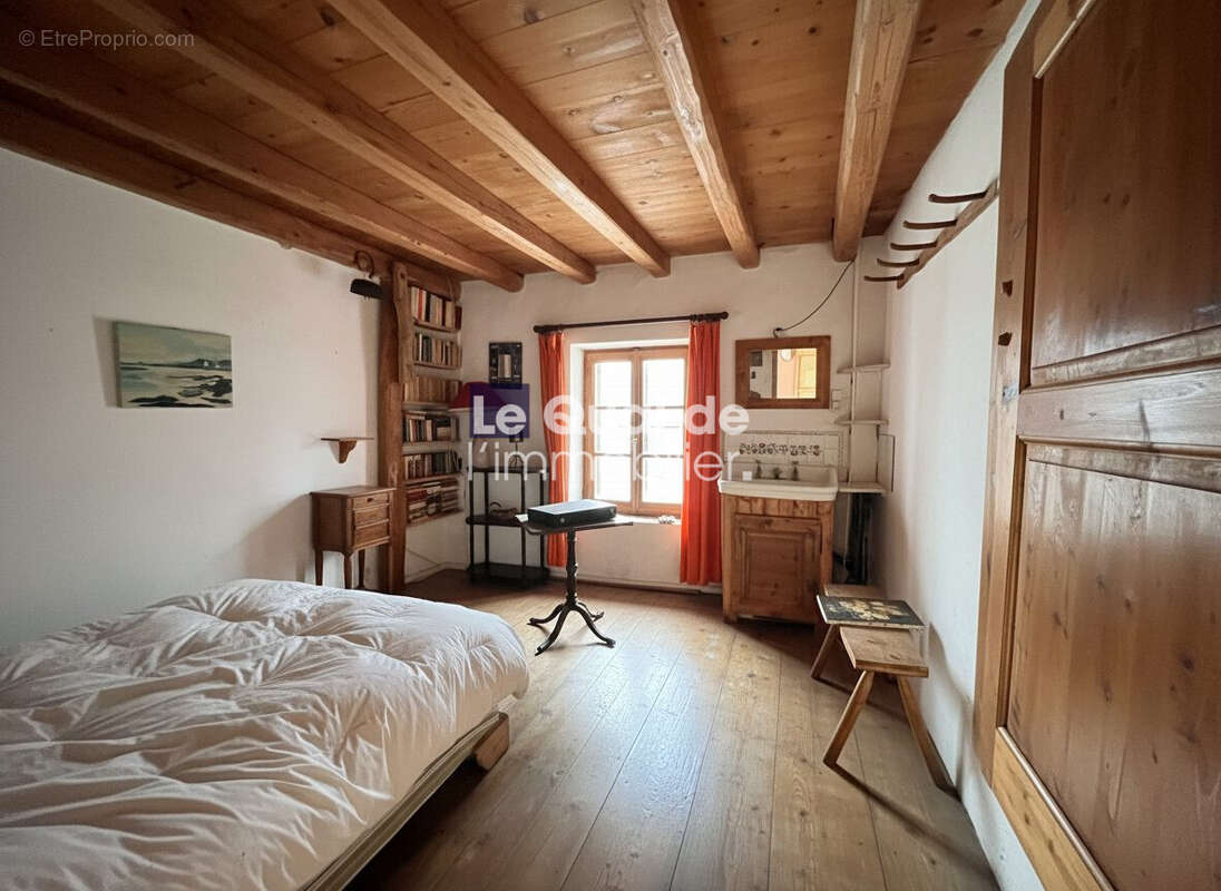 Maison 120 m² à Saint-Pierre-De-Chartreuse  - photo 4