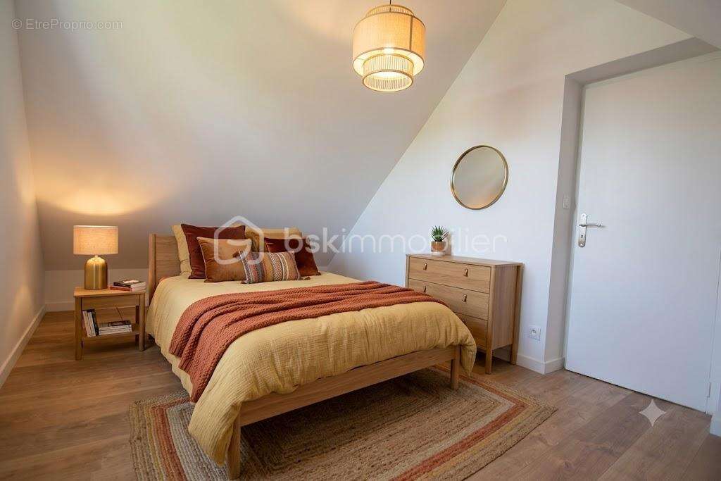 Superbe longère de caractère avec dépendances et fort potentiel - photo 24