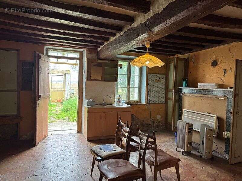 Maison 90 m² à Foucheres  - photo 3