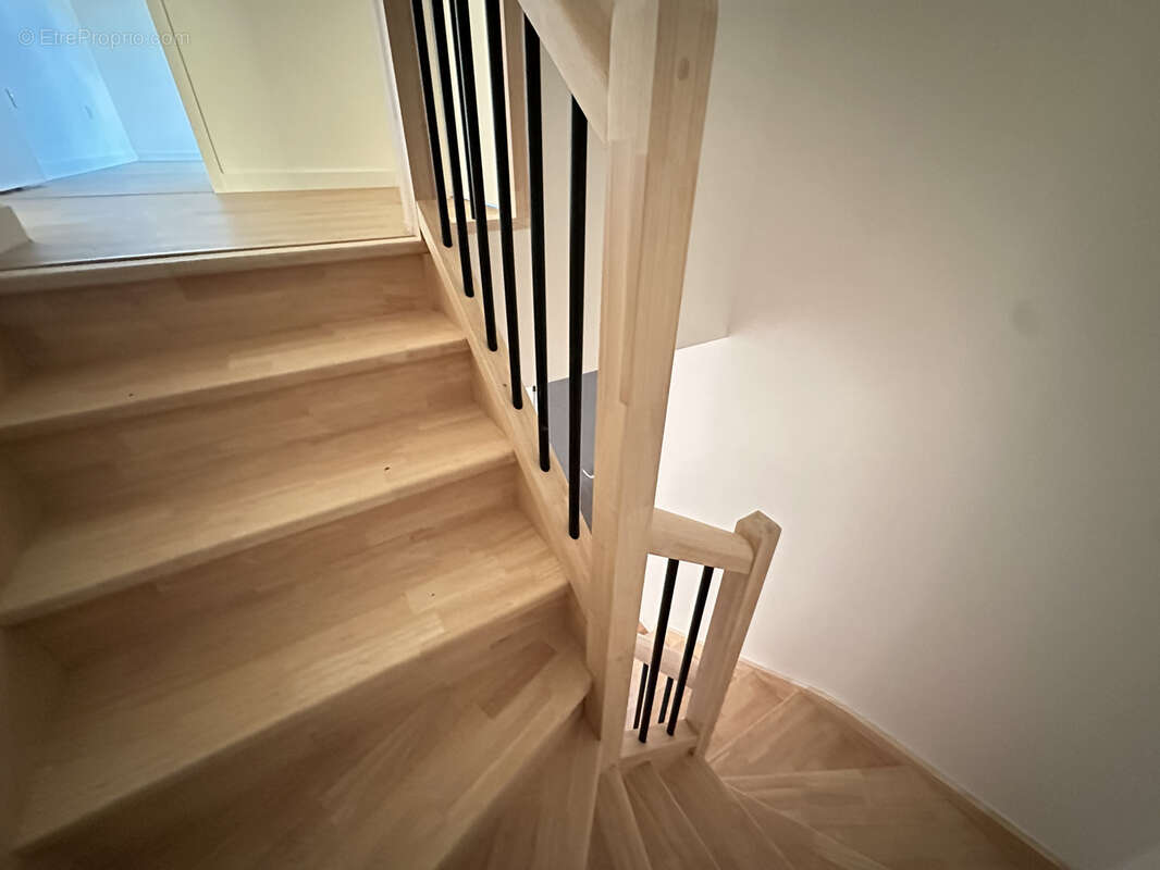 Maison à SAINT-ORENS-DE-GAMEVILLE