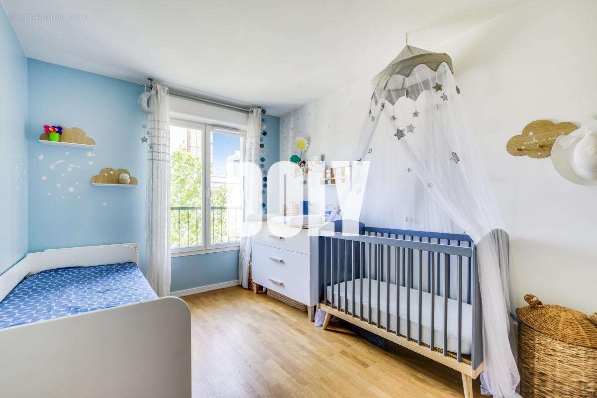 Appartement à MONTROUGE