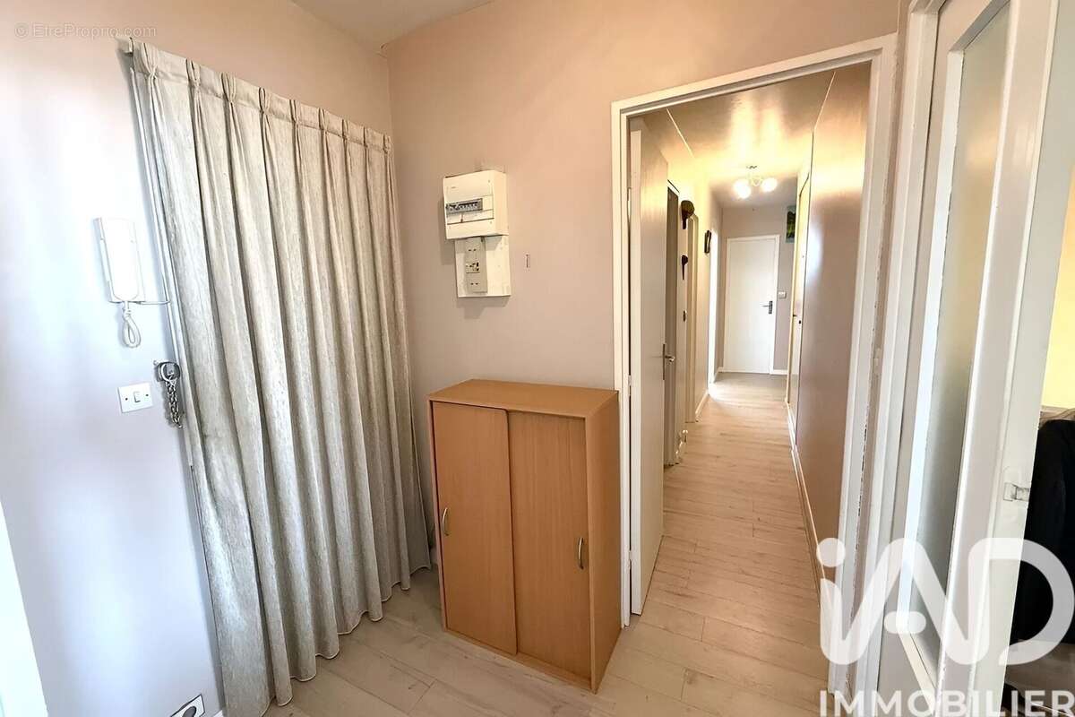 Photo 2 - Appartement à NEUILLY-SUR-MARNE