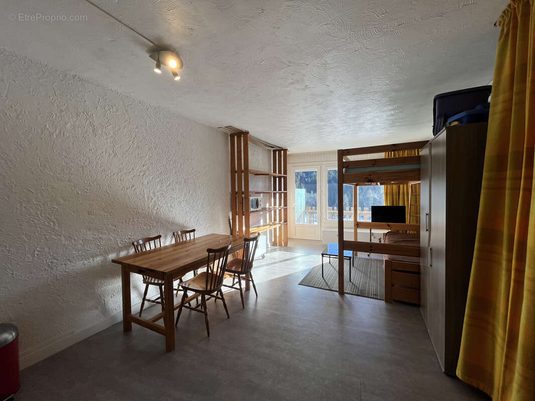 Appartement à LAVIGERIE