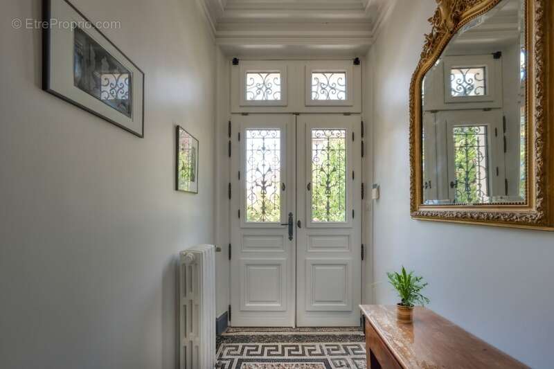 Villa d'exception de 8 pieces – un joyau du patrimoine ovillois - photo 7