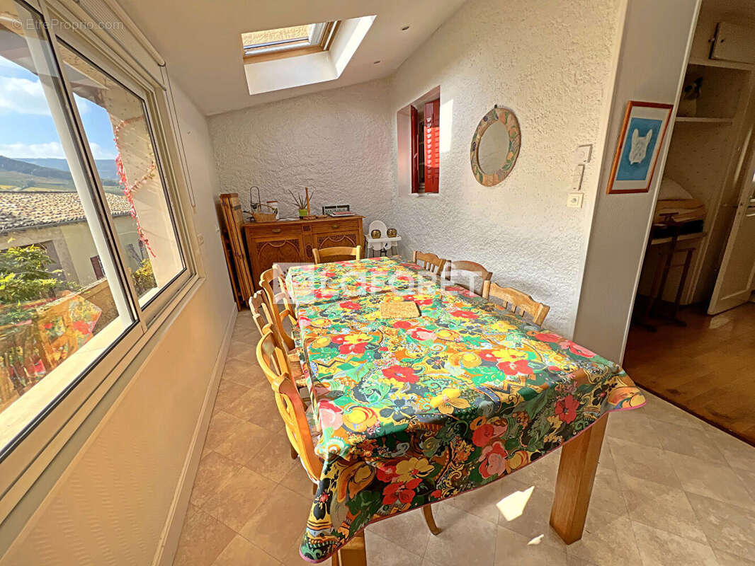 Maison Davayé 8 pièces 178 m2 - photo 8