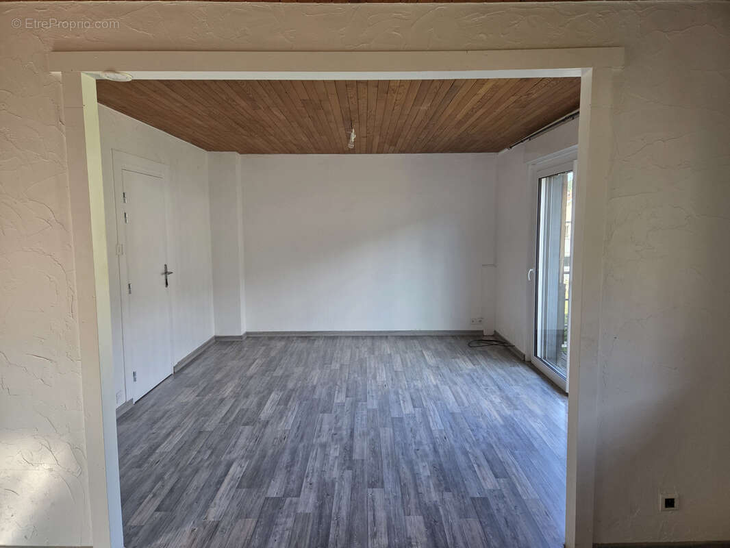 Appartement à GRANGES-NARBOZ