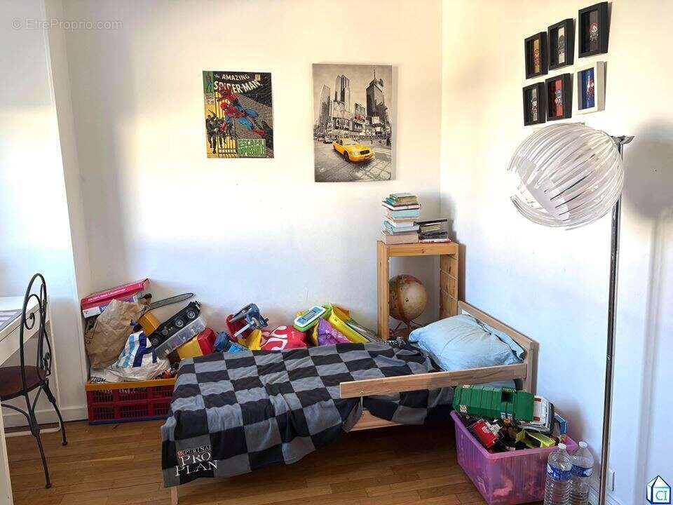 Maison à CHILLY-MAZARIN