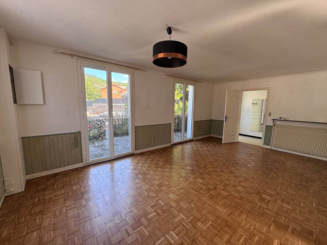 Appartement à ENVAL