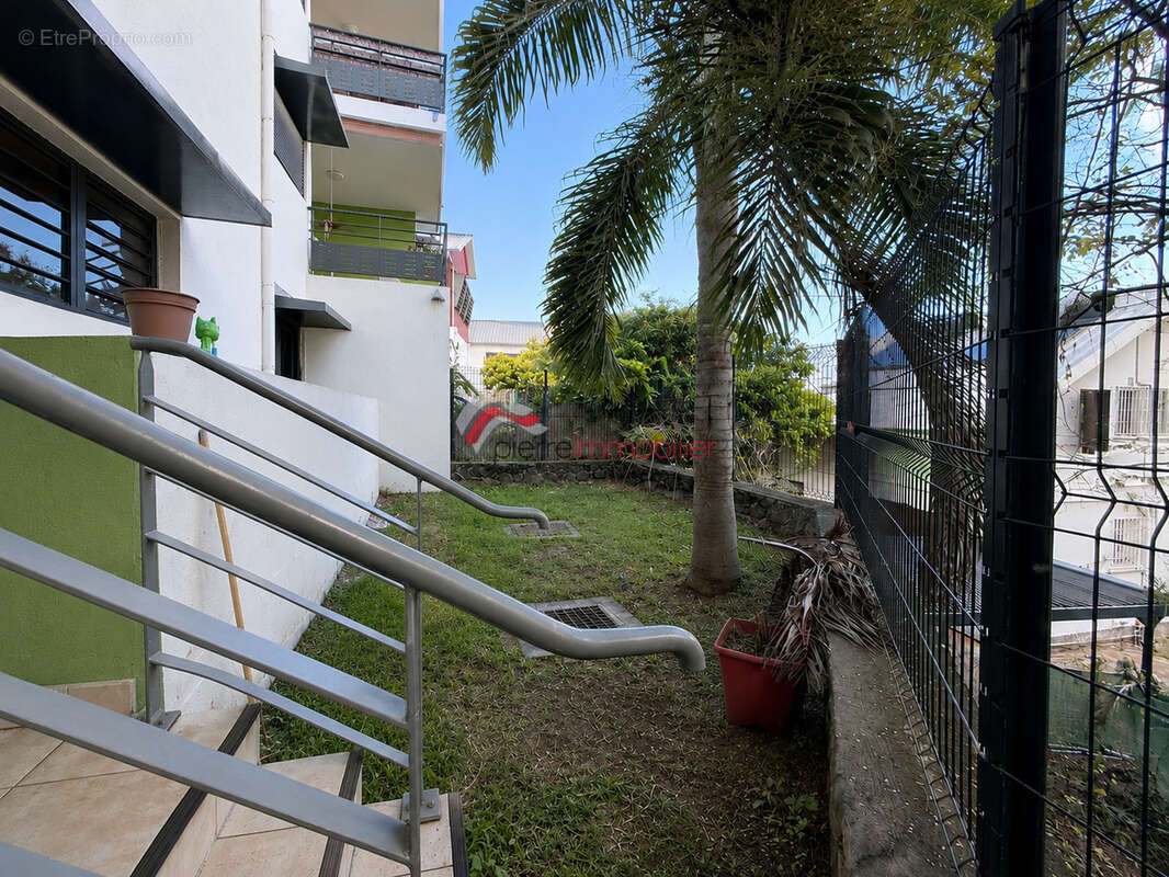 A vendre en exclusivité t3 au rez-de-jardin - les avirons hypercentre - photo 7