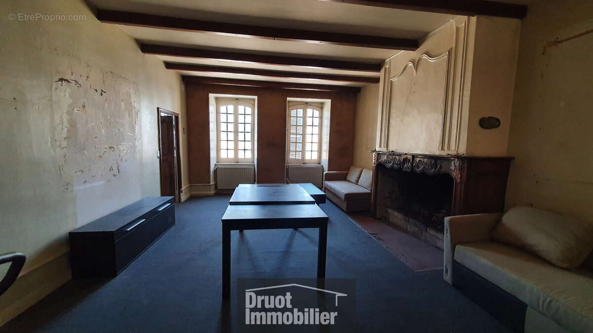 Appartement à SAINT-GENIEZ-D'OLT