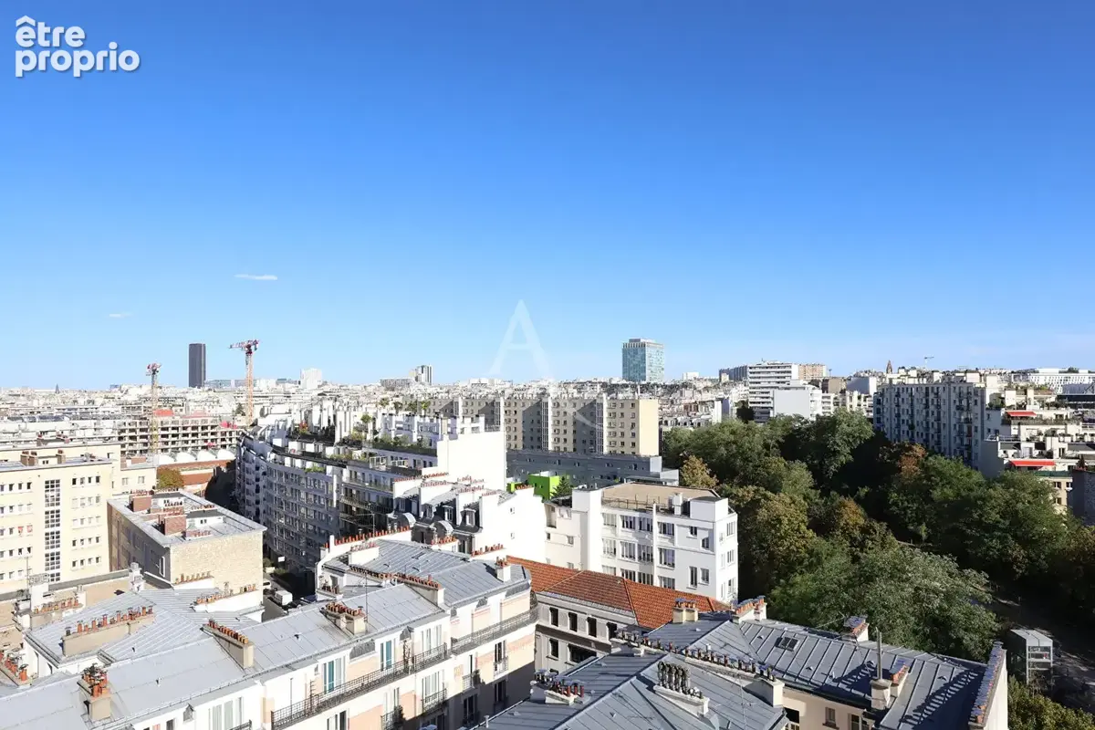 LOURMEL - Dernier étage, vue dégagée et balcon plein ciel. Parking - photo 16