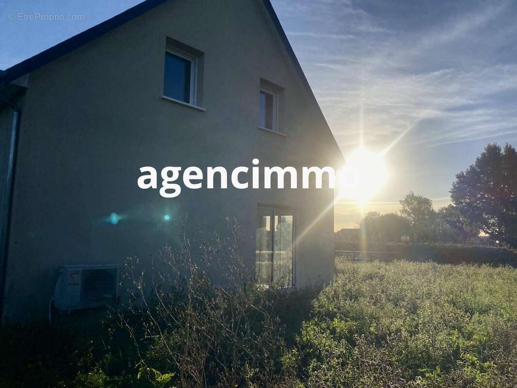 Maison à CANAPVILLE