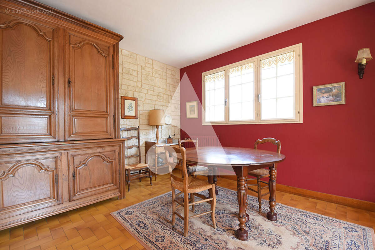 Maison Avilly-Saint-Léonard 5 pièces 103 m² - photo 5