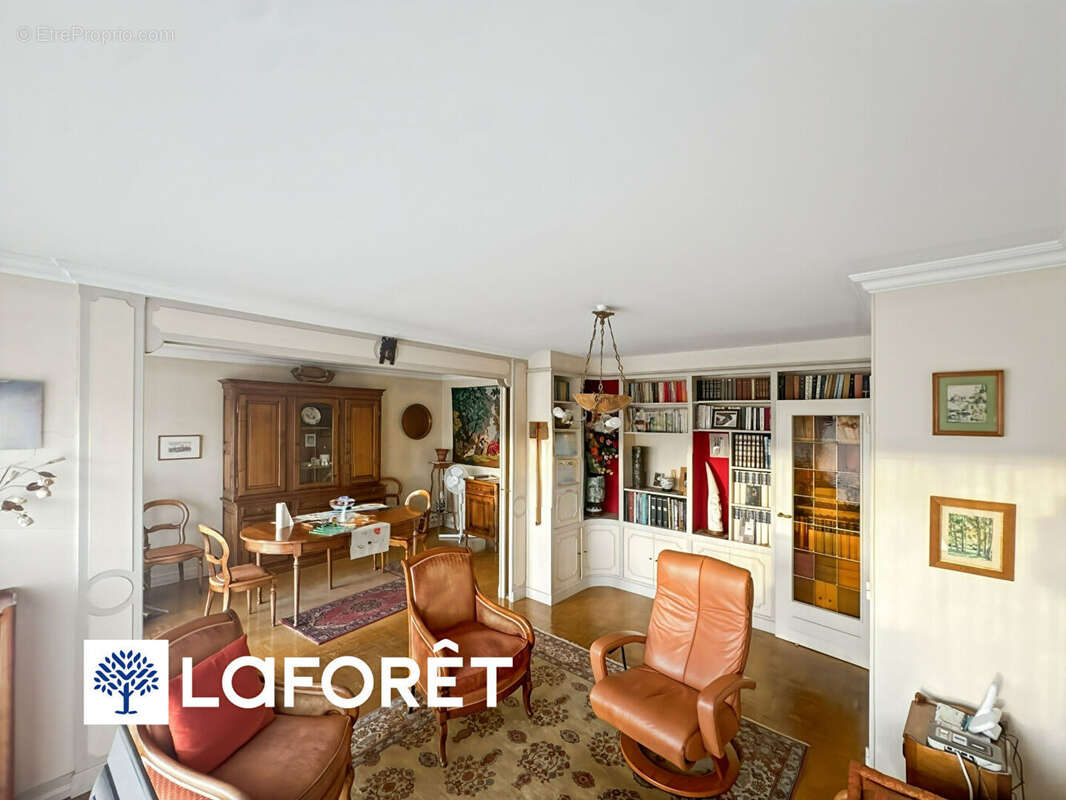 Appartement à RIS-ORANGIS