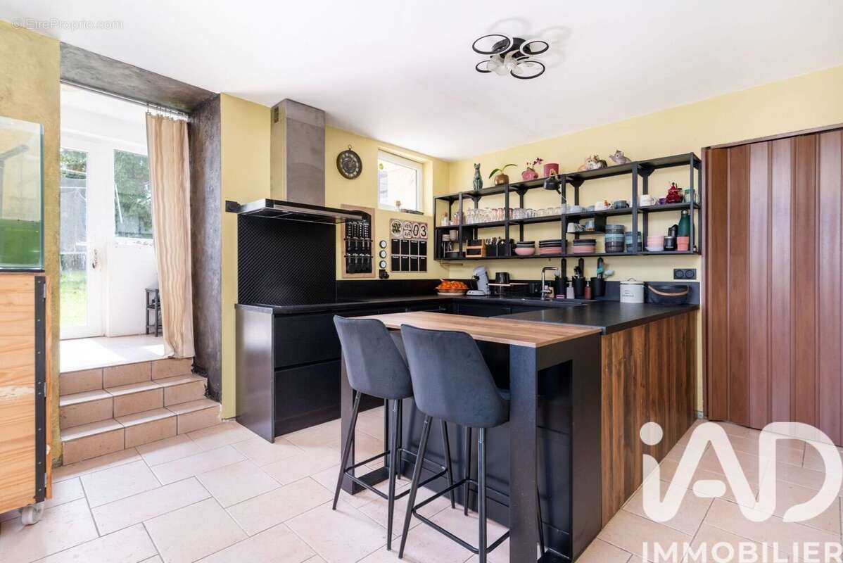 Photo 2 - Maison à CHATILLON-LA-PALUD