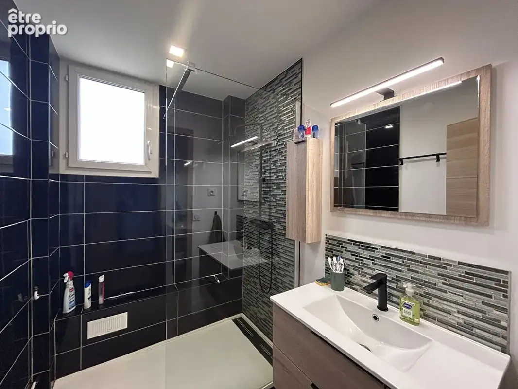 MONTELIMAR - Appartement T3 à vendre - 66.07m² habitables - photo 6