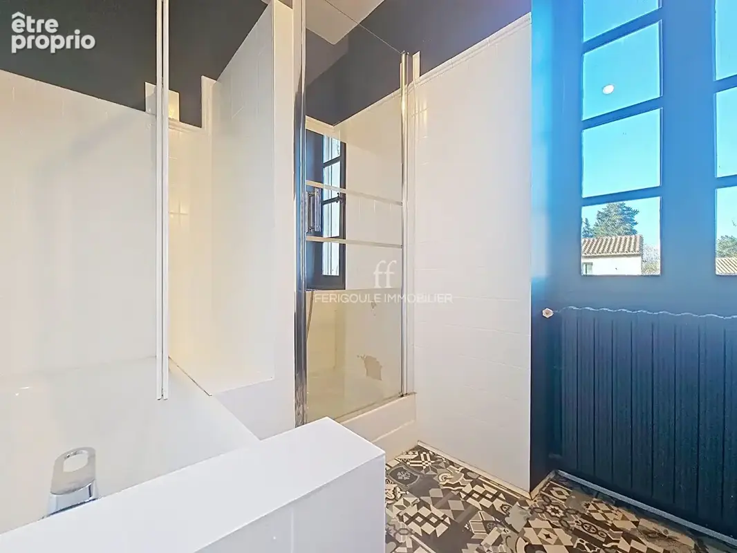 Propriété 12 pièces de 363 m2  à 10 minutes d'Avignon - photo 9