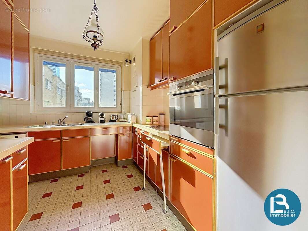 Appartement à LYON-6E