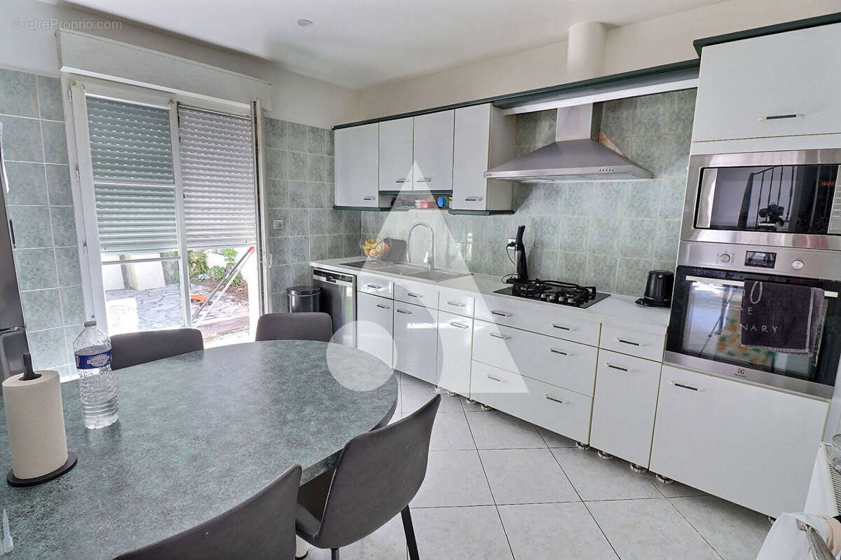 Maison à SAINT-OUEN-L&#039;AUMONE