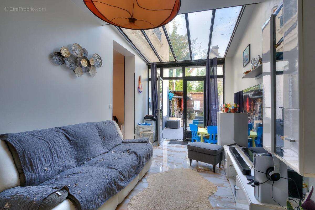 Appartement à CHAMPIGNY-SUR-MARNE