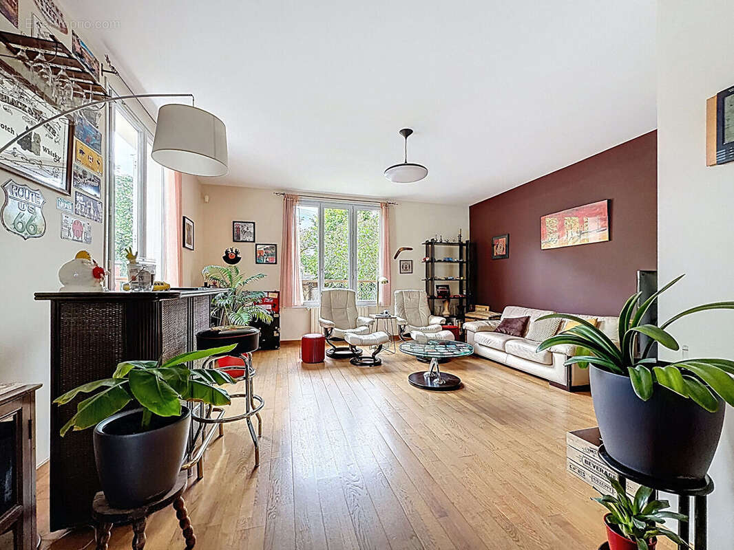 Maison à NANTERRE
