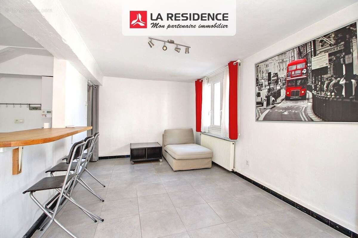 Maison 77 m² à Saint-Etienne-Du-Rouvray  - photo 2